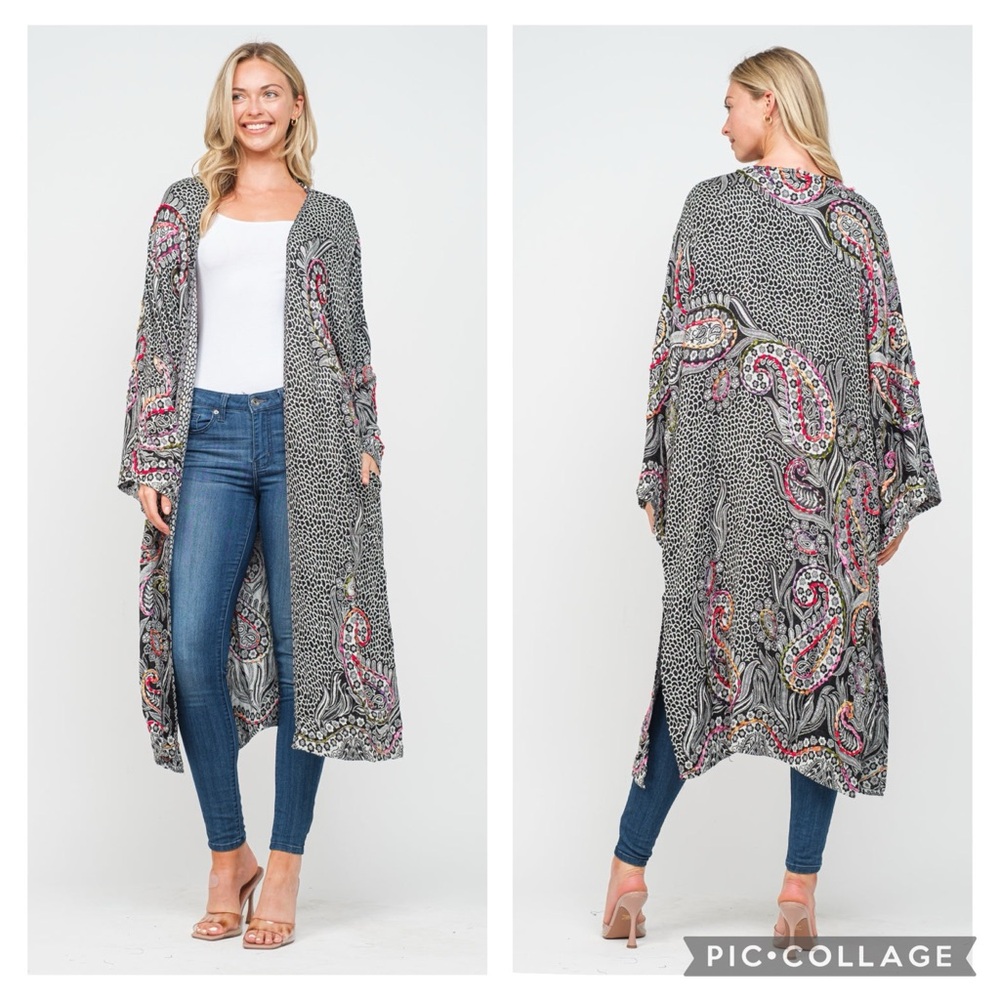 Raj Rhea Black Multi Thick Stitch Embroidered Paisley Duster Kimono Size S/M